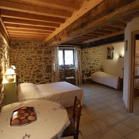 Ferme Cidricole Hugues Desfrieches Bed & Breakfast Sainte-Marguerite-de-Carrouges ห้อง รูปภาพ