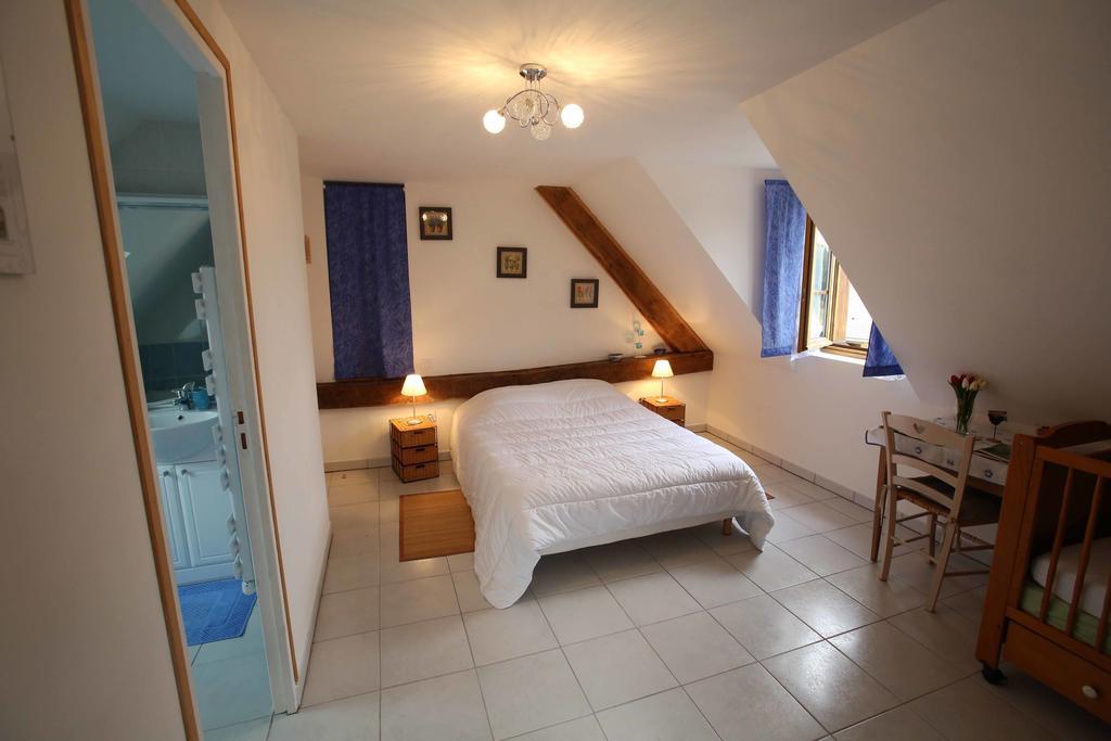 Ferme Cidricole Hugues Desfrieches Bed & Breakfast Sainte-Marguerite-de-Carrouges ห้อง รูปภาพ