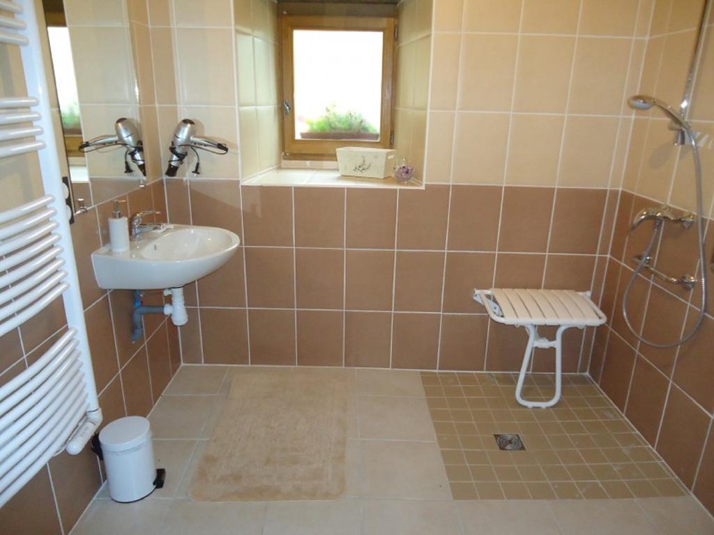 Ferme Cidricole Hugues Desfrieches Bed & Breakfast Sainte-Marguerite-de-Carrouges ห้อง รูปภาพ